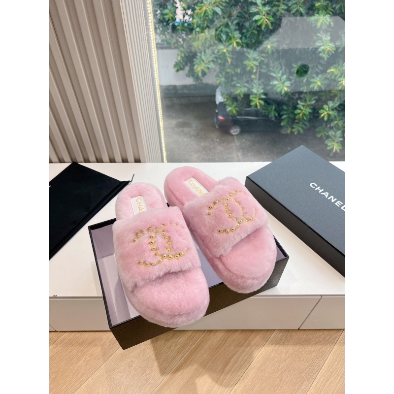 Ch*el slippers